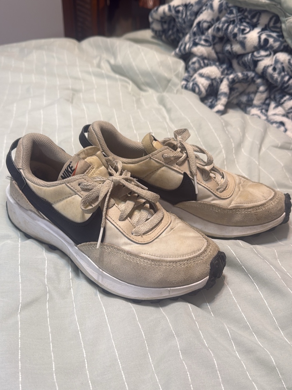 Nike woman’s  Beige and Black Retro-Style Sneakers